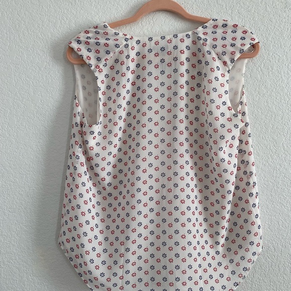 New Ann Taylor sleeveless white top red and blue geo print small - Picture 7 of 13